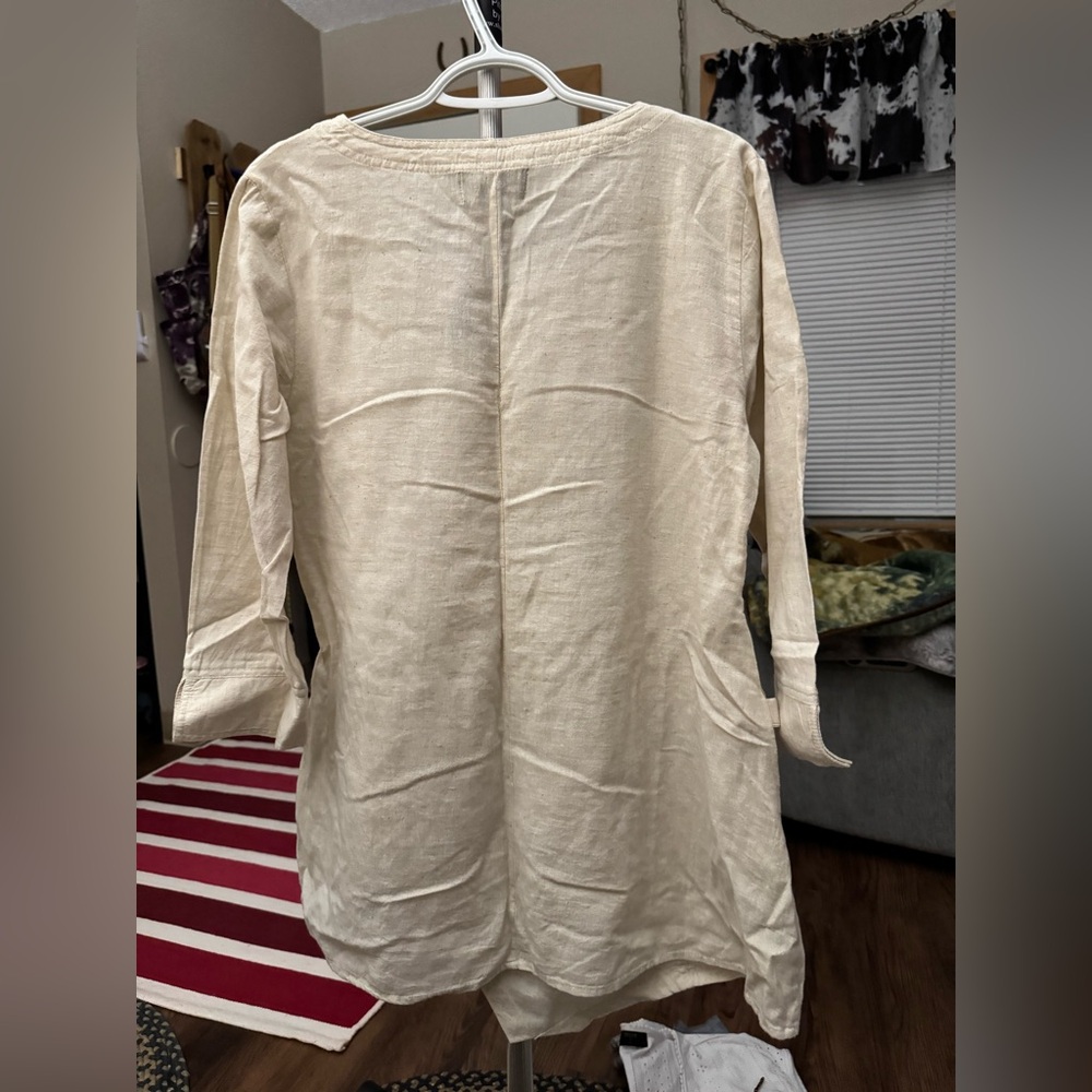 Chic Beige Blouse for Women - Picture 2 of 2